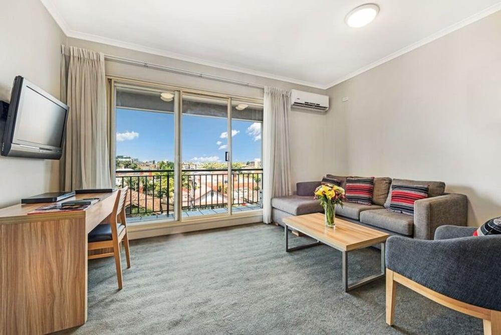 Punt Road Apartment Hotel Melbourne Exterior foto