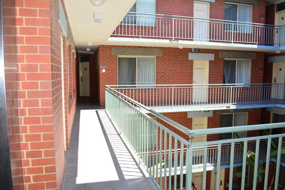 Punt Road Apartment Hotel Melbourne Exterior foto